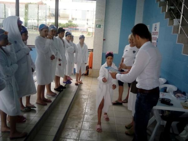 Успешно завърши проектът по плуване