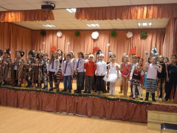 Коледен празник за най-малките