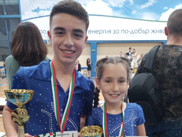 Отлично представяне на акробатичен рокендрол