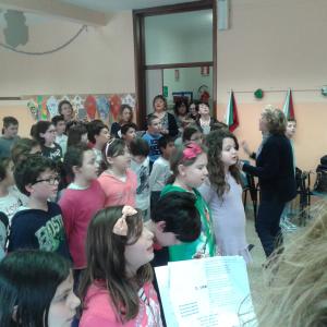 Училищният хор