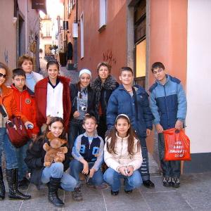  Театралната група на руски език „Синяя птица“