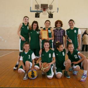 Отборът по баскетбол, с треньор Светлана Донева, - първо място. На 17 април 2013г. на зоналния етап от Ученически игри 2012/2013