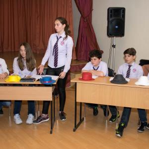 Уъркшоп – “Шест мислещи шапки ”