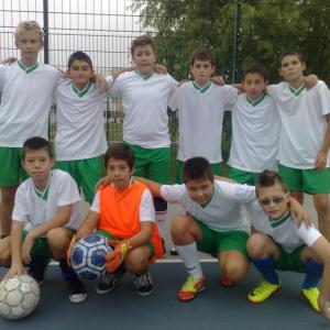 Отборът по футбол - второ място в детския турнир за Купата на кмета на район „Младост”