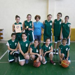 Отборът по баскетбол - момичета- V-VІІ - клас с треньор Светлана Дончева - І-во място на Общинските ученически игри на 21-22.01.2012 г. в гр.Варна.