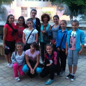 Златни медали от финалите по баскетбол момичета 5-7 клас от Ученически игри 2013г.