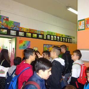 Средно училище „Ларго Волумния“ - Рим