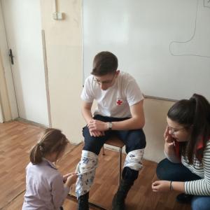 Доброволци от БЧК 