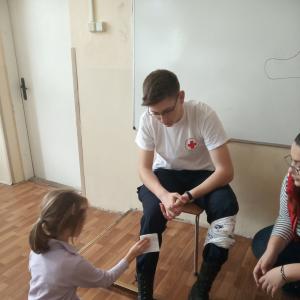 Доброволци от БЧК 