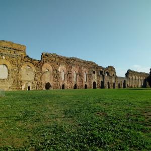 Банка Италия-комплекс