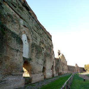 Банка Италия-комплекс