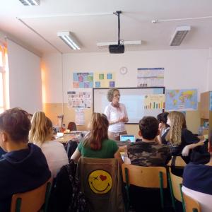 2 СУ „Акад. Емилиян Станев“ - София