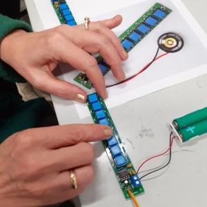 Изработване на синтезатор