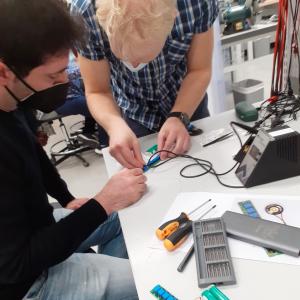 Изработване на синтезатор