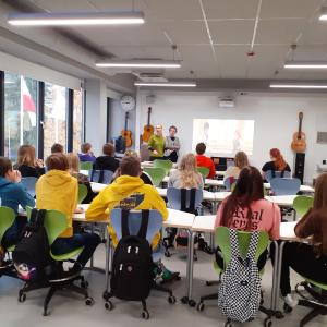 Урок по музика