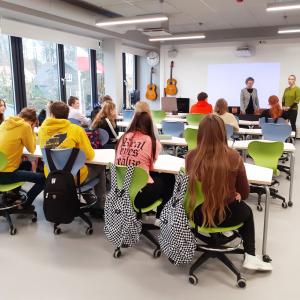 Урок по музика