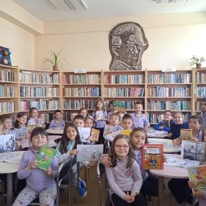 Маратон на четящите хора 1 г