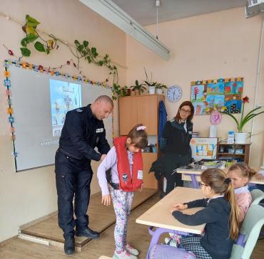 втори клас