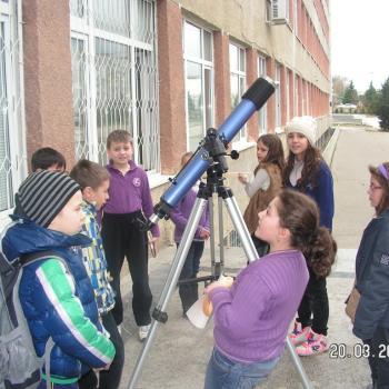 Слънчево затъмнение над СОУ 