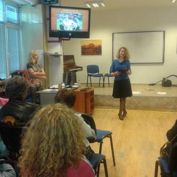 Ефективна комуникация в и извън семейството