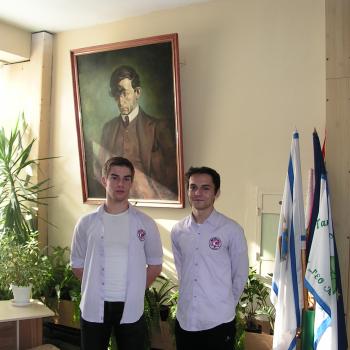 Двама представители отиват  на  Националното многоезично състезание