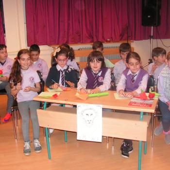 Малки и големи заедно