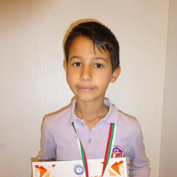 Ученици с успехи в математическо състезание