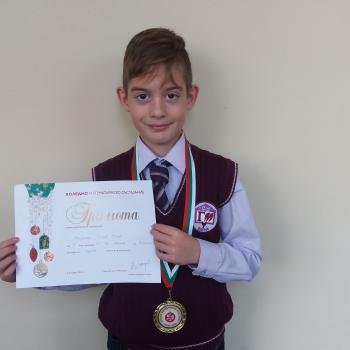 Михаил и Виктор сред най-добрите по математика