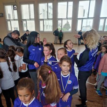 Коледен турнир по баскетбол