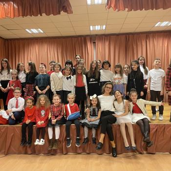 Коледно тържество на руски език