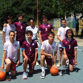 Първо и трето място по стрийтбол