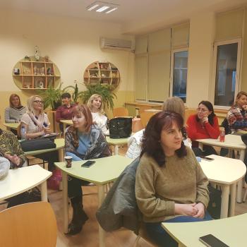 Ефективни техники и методи за комуникация между учители и родители