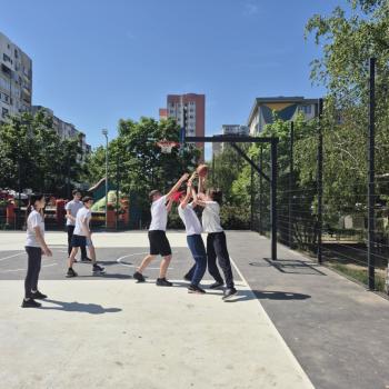 Спортен празник